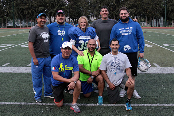 HC Javier Aguirre y su staff de entrenadores