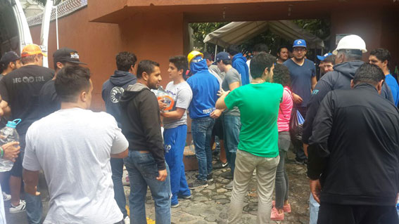 Jugadores y staff participaron en labores de ayuda