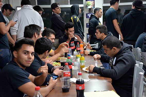 Cordial ambiente se vivió en el convivio