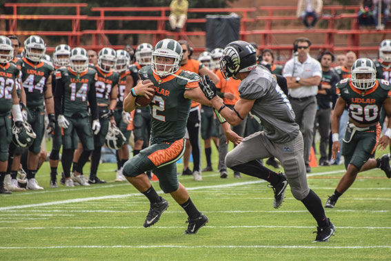 Los Aztecas no cesan en sus entrenamientos