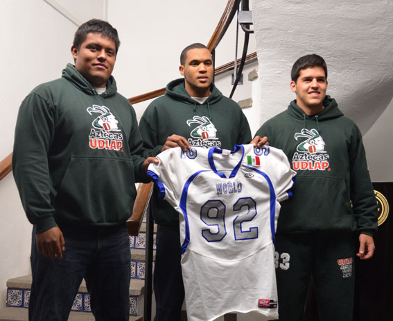 Aztecas en el International Bowl