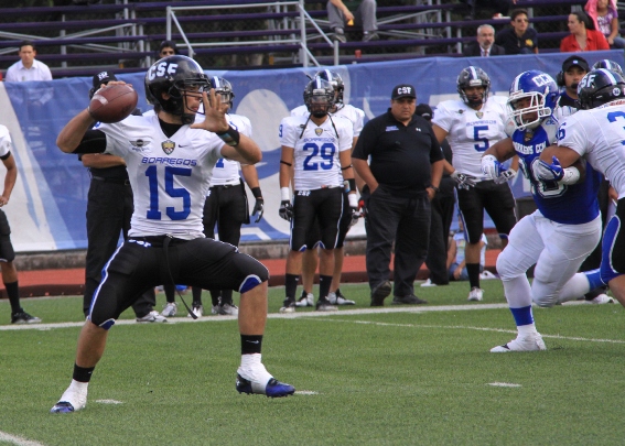 Gerardo Ramos Pastrana (15) QB Borregos Santa Fe