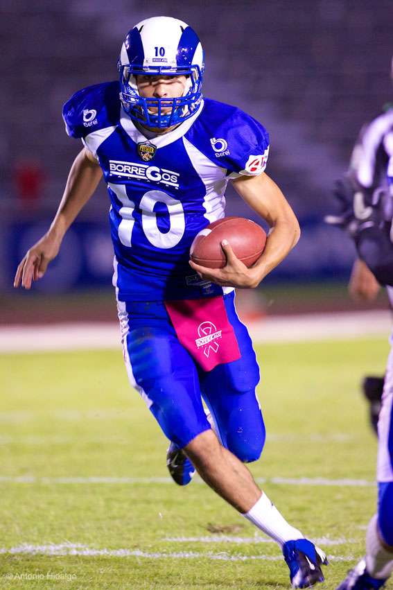 Miguel Chen (10) QB Borregos Monterrey