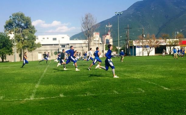 Borregos Monterrey se mete a la Cueva del León